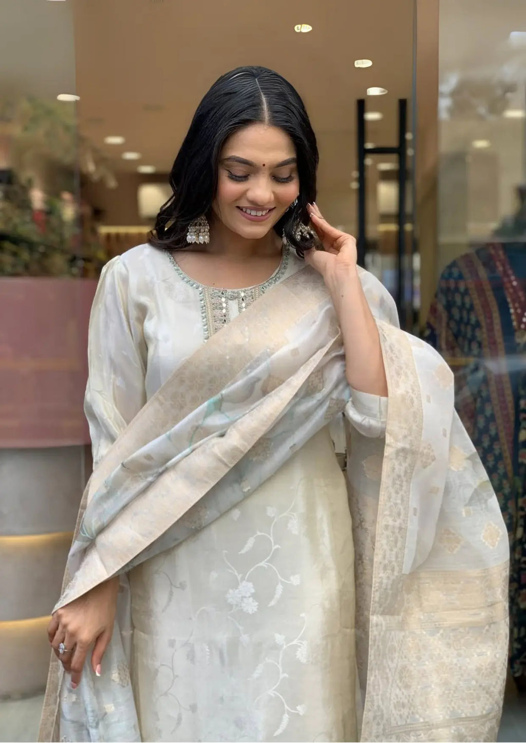 Luxe Russian Silk Jacquard Suit Set with Zari Dupatta Yooneck